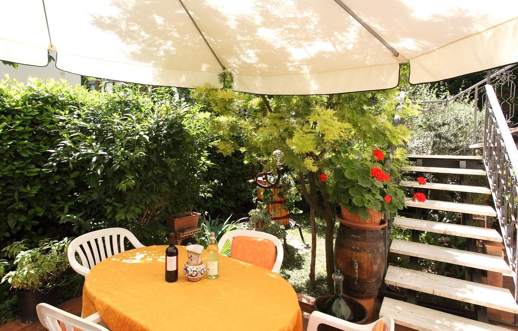 Primettahouse Otel San Gimignano Oda fotoğraf